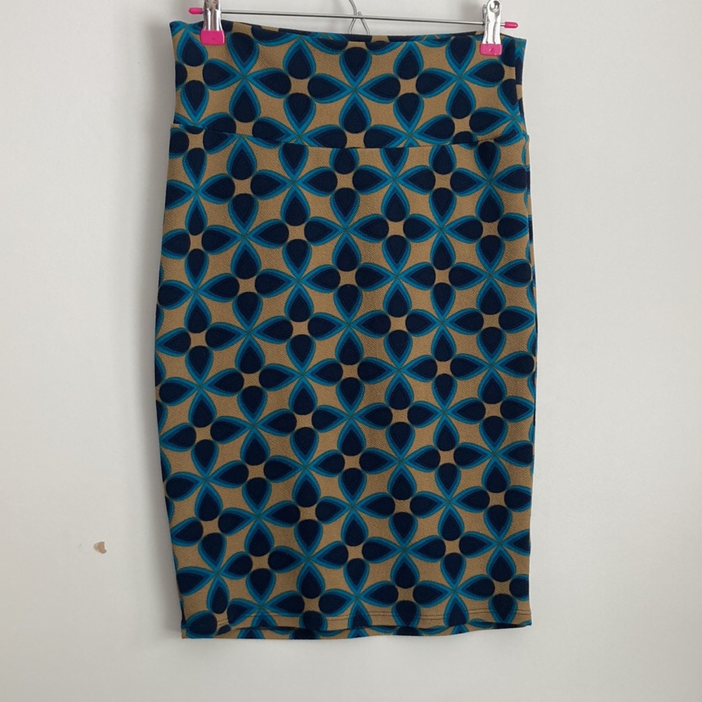 Lularoe |Cassie Skirt sz Small - Picture 3 of 5